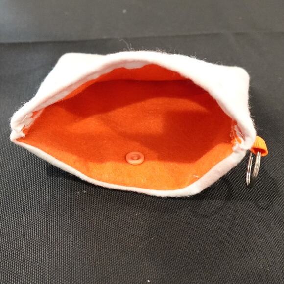 Ghostly Cute! - Set of 4 snap pouche key ring / ANYTHING holders! - Picture 10 of 14